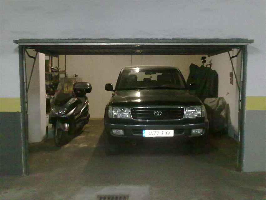 Garage in Fuengirola center